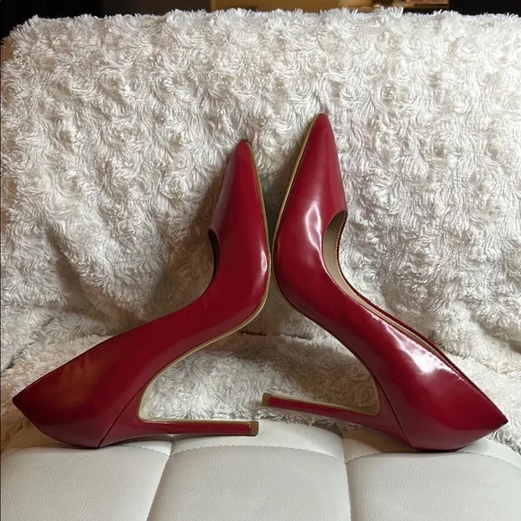 Aldo Elegant Burgundy Stilettos - Picture 5 of 7